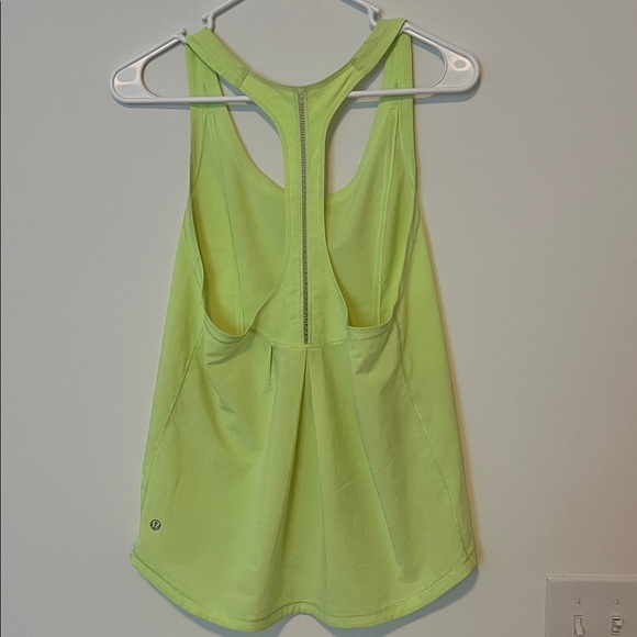 Lululemon Lightened Up Singlet Tank in Clear Mint Size 6/8 - Picture 3 of 4